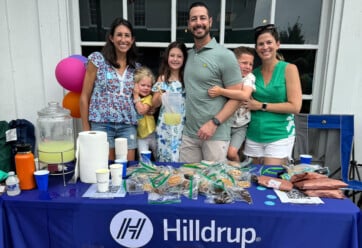 Team Hilldrup at our Fredericksburg LemonAid Stand event.