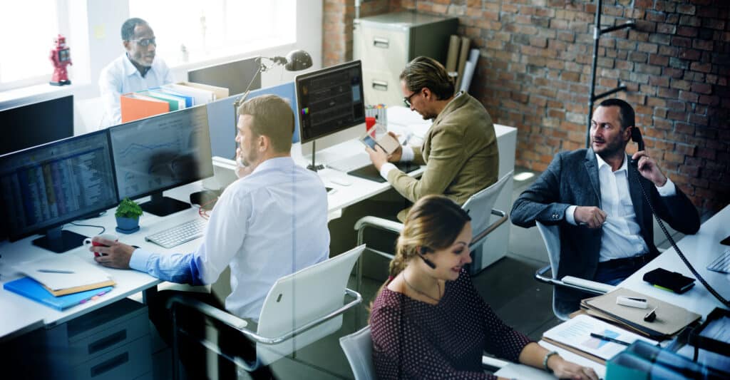 Online stock exchange team, people in office